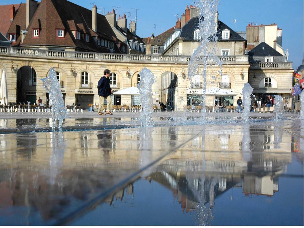 L'Aparthotel Lhl Dijon Exterior foto
